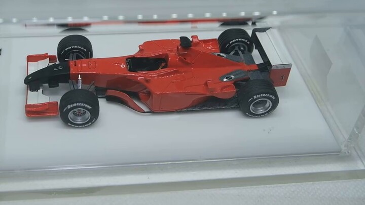 [Model F1] Jangan bertindak terlalu jauh dengan beberapa orang jahat, jangan memperlakukan orang lai