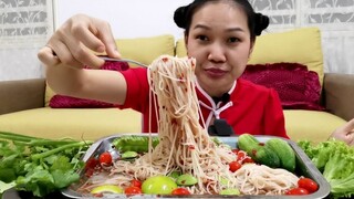 กินตำขนมจีนใส่สะตอ  ตำเอาะเยาะ แก้วิน หลัิงฉลองตรุษจีน |WernWoei