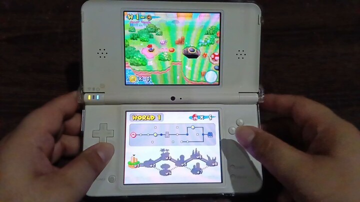 New Super Mario Bros. DS on Nintendo DSI LLWorld 1-1