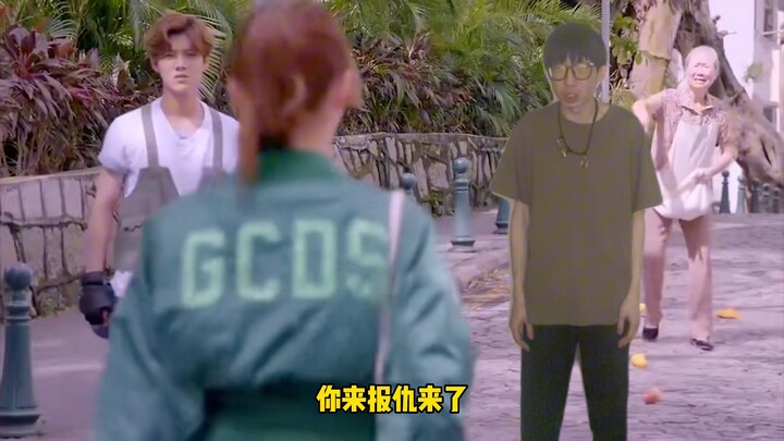 ช่วยได้ดีมาก คราวหน้าอย่าช่วยเลย