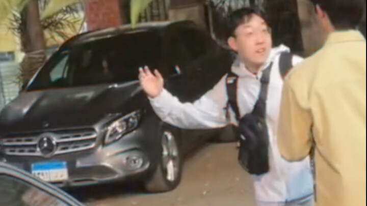 中国大一学生埃及街头被挑衅，三秒12拳强势回应！