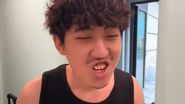 ลูกสาวคนรวยกับลูกชายหัวอ่อน