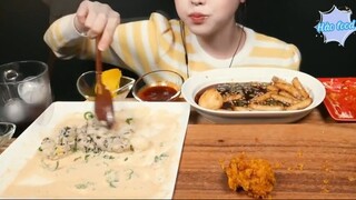 Tokbokki Mecian phô mai và thịt xông khói sốt kem, tôm chiên 10 #amthuc