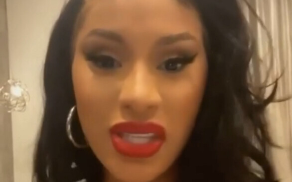 【Vietsub】Cardi B đáp trả netizen Mỹ vì mua túi Birkin để “nướng chim”