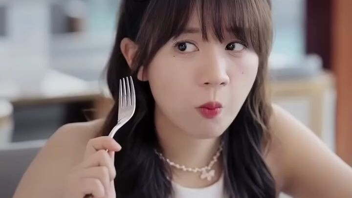 [เต็มเรื่อง Full] หญิงสาวทะลุมิติไปเป็นคุณหนูตัวจริงที่ถูกทำร้ายจนสิ้นใจ ครอบครัวได้ยินเสียงภายในใจ