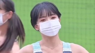 Lee Da Hye diện quần short ngắn, ai có thể chịu nổi đây?