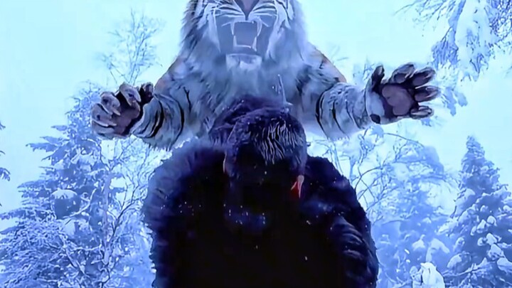 The man was horrified to discover a ferocious tiger charging toward him.