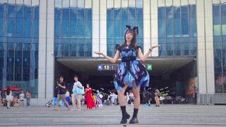 Recording dance at comic convention...the most feared thing happened!