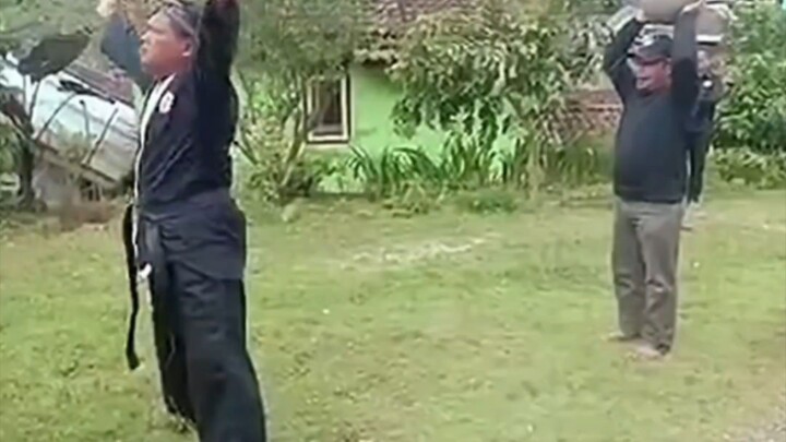 Martial arts technique 😂😂😂