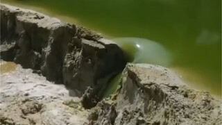Real-life simulation of how terrible the dam burst is, Henan Weihui, hold on!