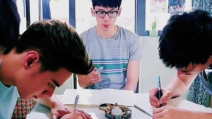 “Trik Canggih Mahasiswa untuk Menyontek Saat Ujian”