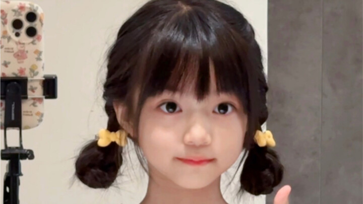 Daughter's Hairstyles Even Clumsy Parents Can Master