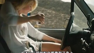 女人好心帮助陌生男子，她的这一举动，却成为一场噩梦的开始