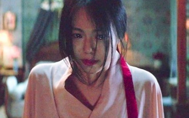 【آنسة】بصوت الغطس يبدأ حبٌّ صافٍ!