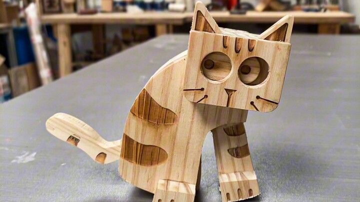 Kucing Kayu Otomatis yang “Mengedipkan Mata dan Mengibaskan Ekor”