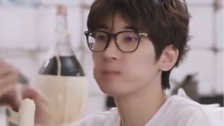 [All Wonwoo] "A Messy Little Cat After Drinking"