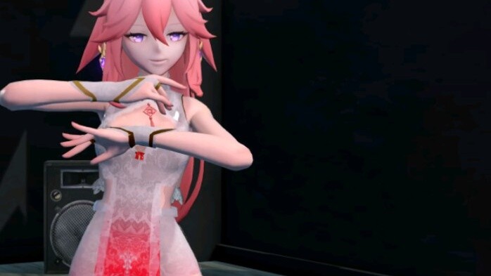 Cheongsam Yaejinko dances and drinks