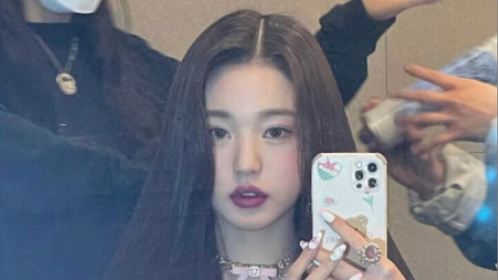 ถ้าคุณเป็นสมาชิกคนที่ 7 ของวง IVE (แนวบันเทิง)