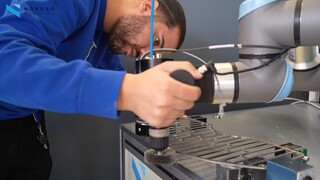 Automated Deburring in conjunction with MFT-R | Nordbo Robotics