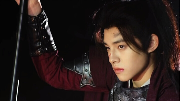 Các bạn ơi, giữa Triệu Bằng Hạo và Đại Ca trong “Thiếu Niên Tướng Quân” thì ai thắng?