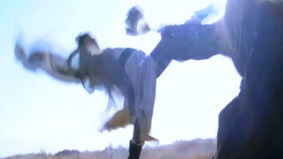 这身姿！这颜值！这武功！难怪他一个男的能给林青霞当替身！！