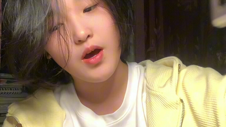 شلال ورود الجميز الأرجوانية