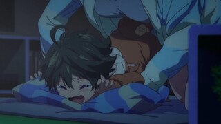 [Anime]Cô gái dễ thương đè tôi xuống giường!