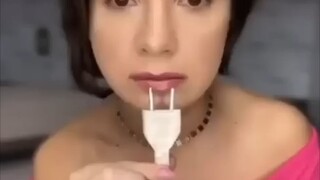 佐川爱搞笑，治愈不开心。