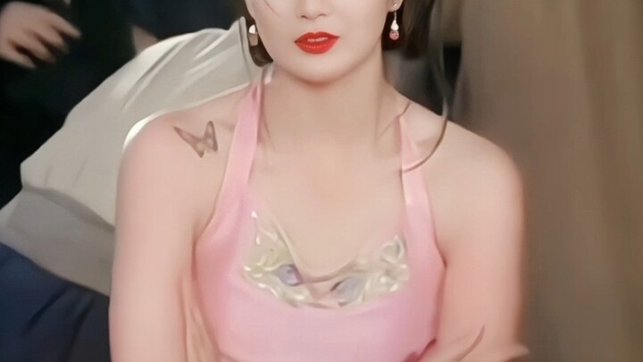 “Bisa dibilang dia bukan yang paling cantik, tapi kemampuan aktingnya jelas termasuk yang terbaik di