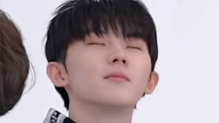 【หม่าเจียฉี】จริงๆ แล้วเขาแอบทำตัวน่าอายสารพัดเลยนะ (บุชิ)