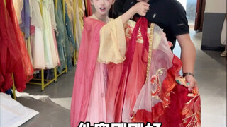 Anak laki-laki yang memakai Hanfu di Xi'an sungguh keren! ! ! ! Efeknya maksimal! ! ! #刘格格#西安#伴