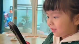 粑粑和麻麻的“良苦用心” 就是过分了点以后小棉袄大概是不在想和奶茶咯！#妈妈的爱 #爸爸的爱 #奶茶 #萌娃搞笑日常