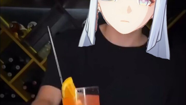 Thân Hạc đi làm