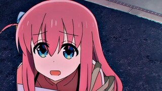 Hahahahaha, Porchi-chan lucu sekali, semua fotonya adalah emoticon.