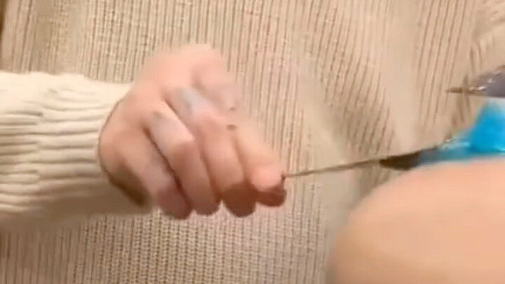 Kiểu tóc mới, cảnh sát nhìn vào đều khen đẹp