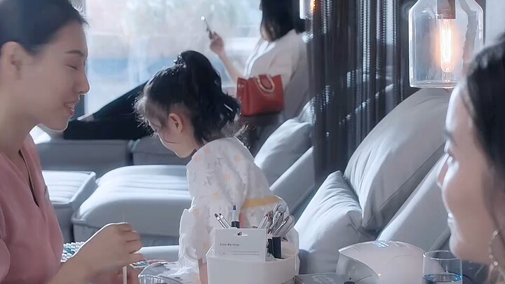 ฉันปฏิบัติกับคุณเหมือนเพื่อน แต่คุณกลับคิดถึงสามีของฉัน”