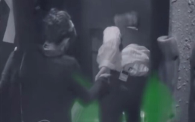 Boyfriend goals at their max! At this moment, every trope from idol dramas pales in comparison! [Fen