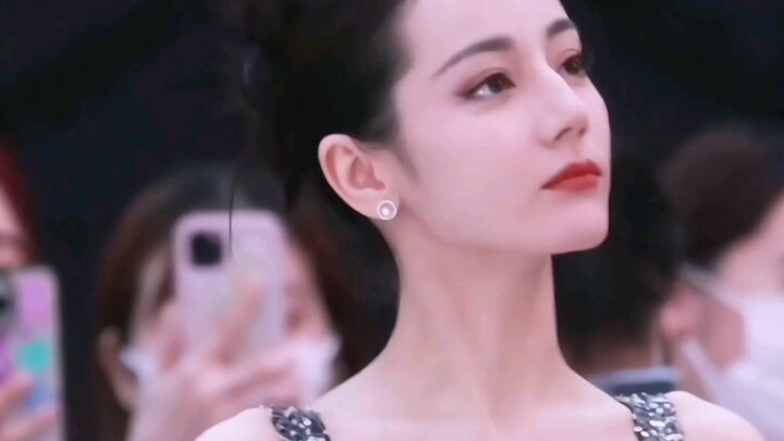 【Dilraba Dilmurat】She was born to captivate the world of fame and fortune, and she will surely becom