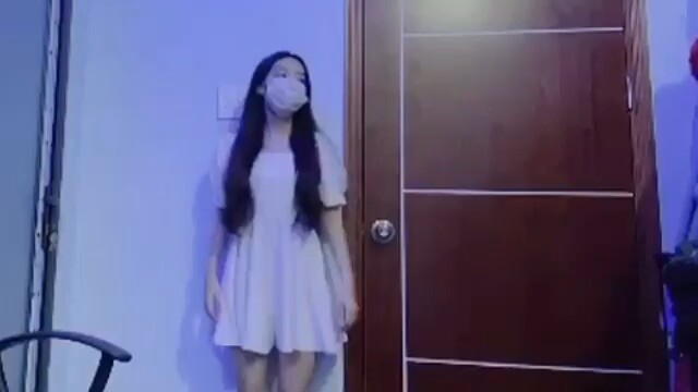 ngay moi vui vee