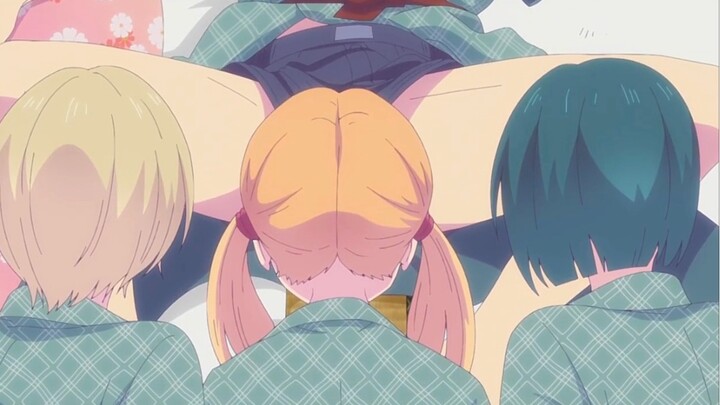 Cowok ini lagi tidur malah mau di gass sama 3 cewek sekaligus🥵😱😩