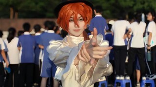 [สงครามร้อยทหาร] การแสดงโดยคลับเต้นรำในบ้านที่มีส่วนผสมที่ซับซ้อนมาก!!