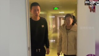 “一个男人是否足够爱你？就看这一刻！ ”