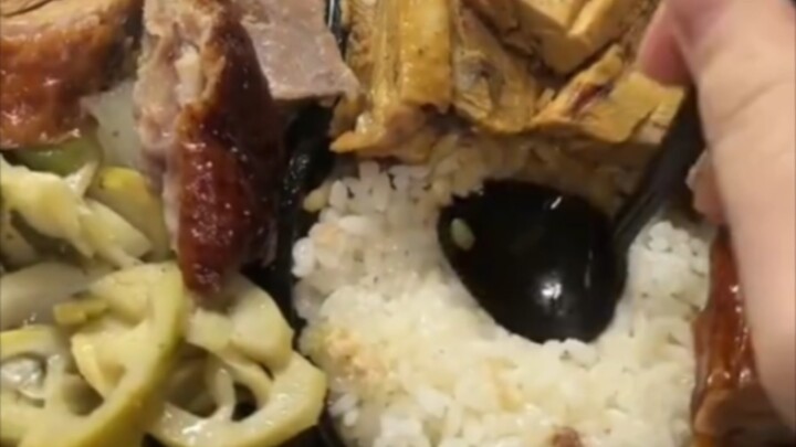 Sayang, nggak apa-apa kok~ Manis~