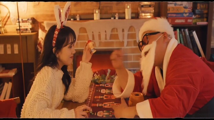 Jeong Gayi Kissmas (All I Want for Christmas Is Your Love) MV