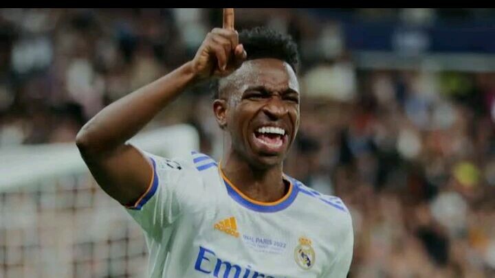 Vinicius bawa el real Juara Eufa Champions 2021