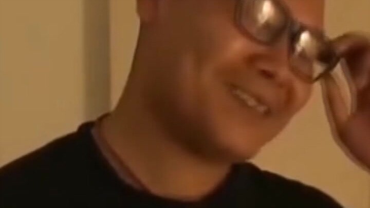 كم يمكن أن يكون الأخ جيه المُنضبط مخيفًا؟