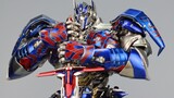 [Phần thưởng mẫu] Threezero DLX Knight Optimus Prime