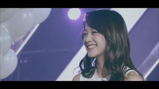 I.O.I  DOWNPOUR MV