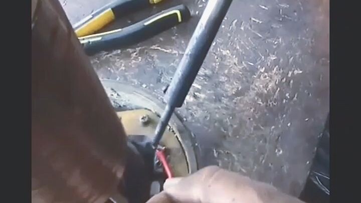 离合器片坏了别急着换！用焊接方法修复，效果太惊人了！😱🔥English Title:Don’t Replace a Broken Clutch Plate! 😱 Soldering Repair