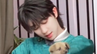 [Xu Minghao] "Innocent and youthful, the little fox with charming eyes"